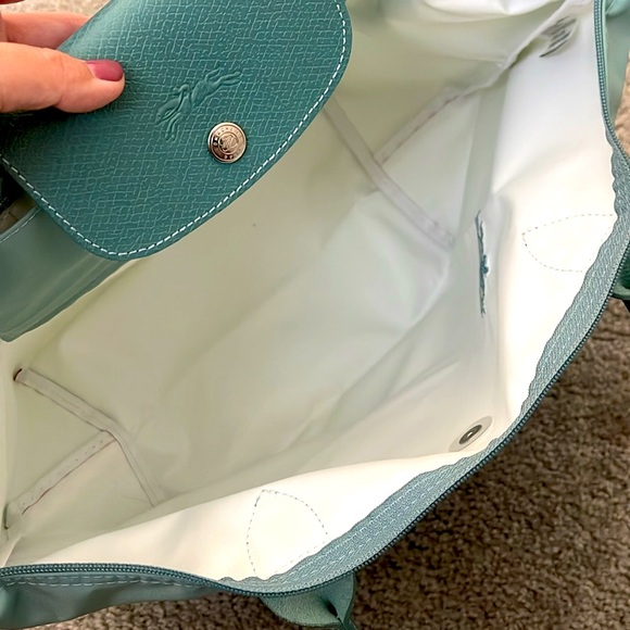 Longchamp Medium Le Pliage Nylon Shoulder Tote - Picture 7 of 12